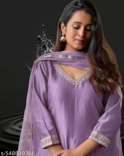 Women Aakarsha Pretty Kurta Set with Dupatta & Bottomwear – Daily Wear